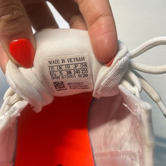 Adidas ZX 2K Boost “BOLD LOGO GRAPHIC” Neon Orange Silver White and Black (Sz 7) - Picture 7 of 9